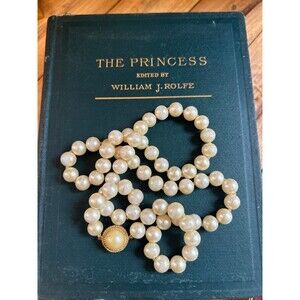 Vintage Trifari Pearl Necklace with Gold-Tone Clasp Collectible Costume jewelry